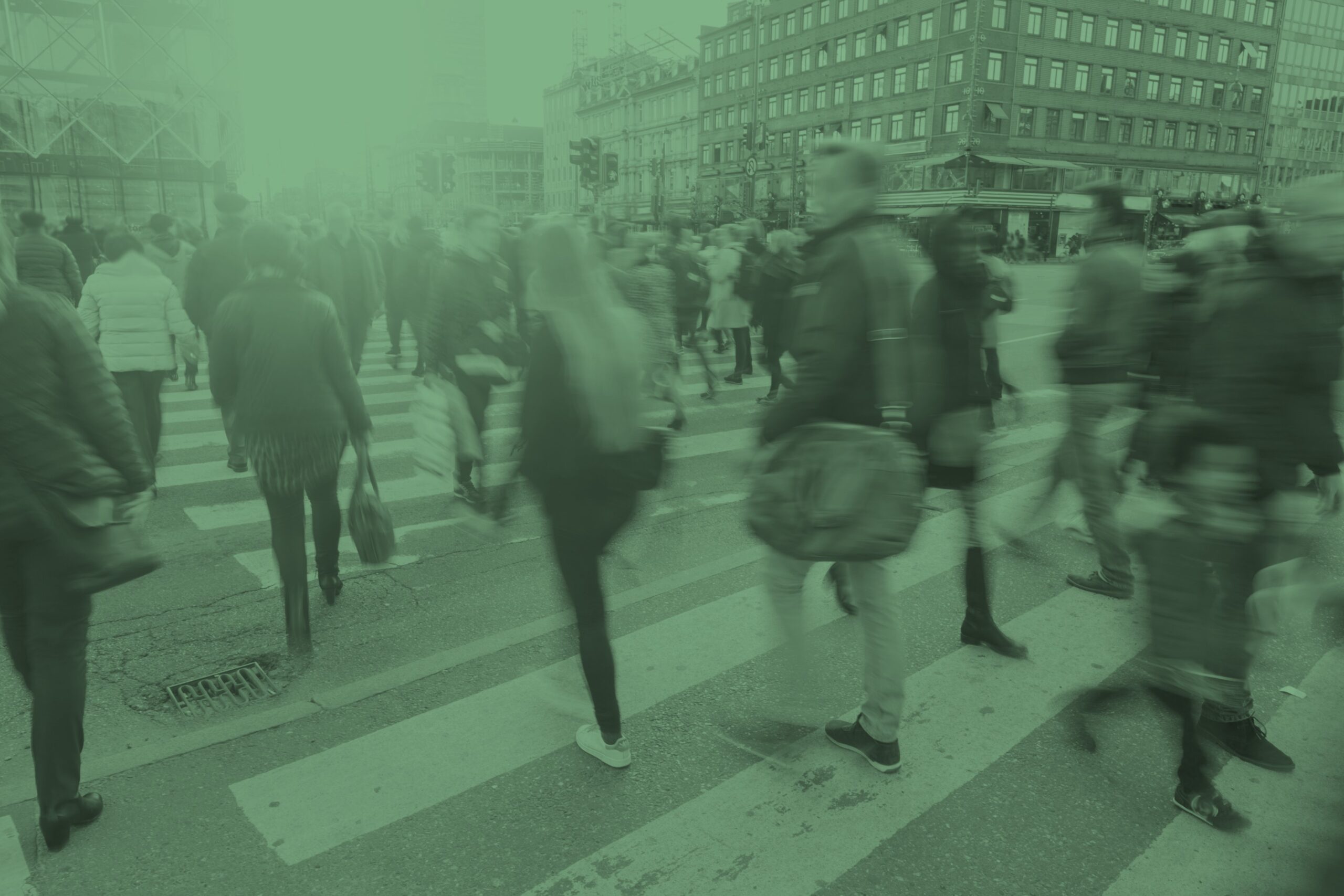 People on Rådhuspladsen in Copenhagen.